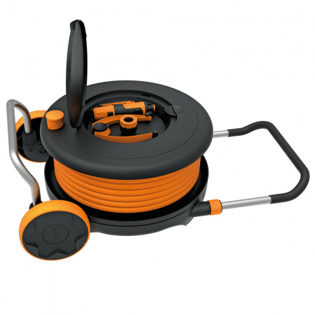 Шланг FISKARS 13мм (1/2") 30м на катушке с набором аксессуаров (1023644)