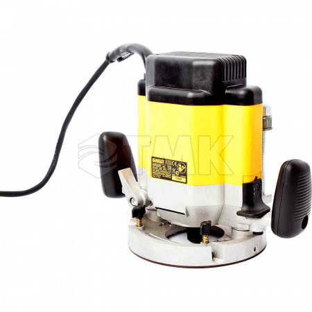 Фрезер DeWalt DW625E