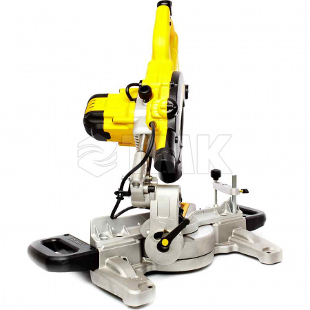 Пила торцовочная DeWalt DWS774