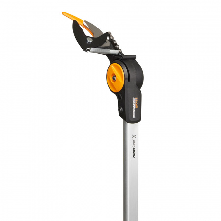 Сучкорез FISKARS телескопический PowerGear X UPX82 (1023625/115360)